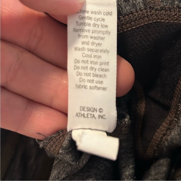 Athleta Black Joggers with Wide Waistband and Full Length Sz XS - Picture 4 of 8